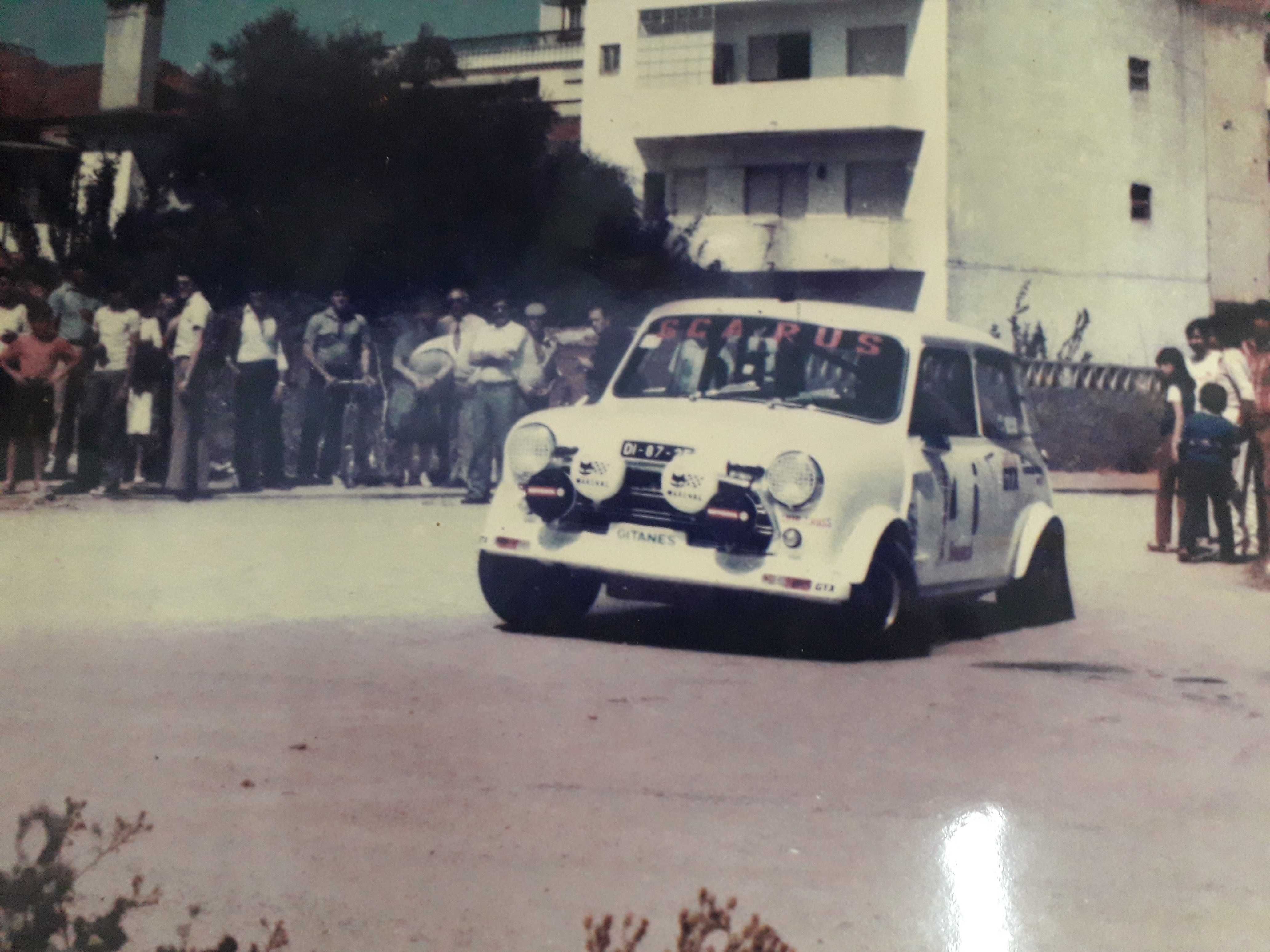 Clássicos Renault 4 gtl portas e mecanica