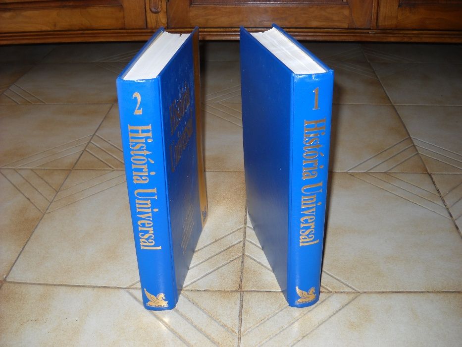 Vendo Atlas de Portugal e 2 dois volumes da História Universal