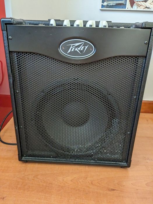 Amplificador Peavey Max 115