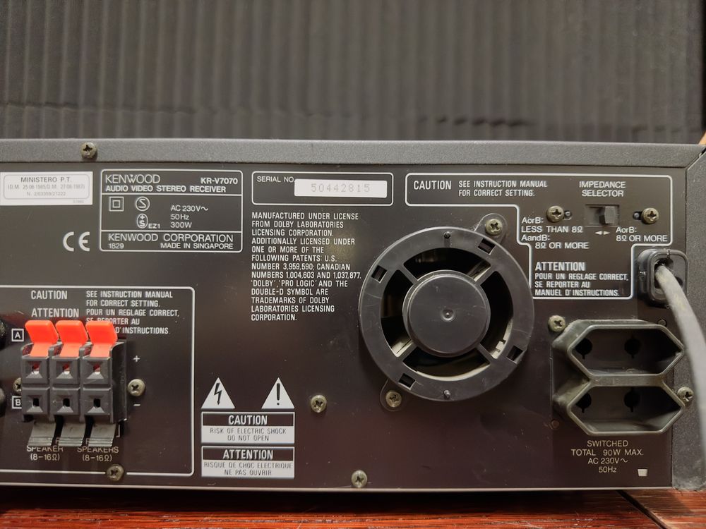 Amplituner Kenwood KR-V7070