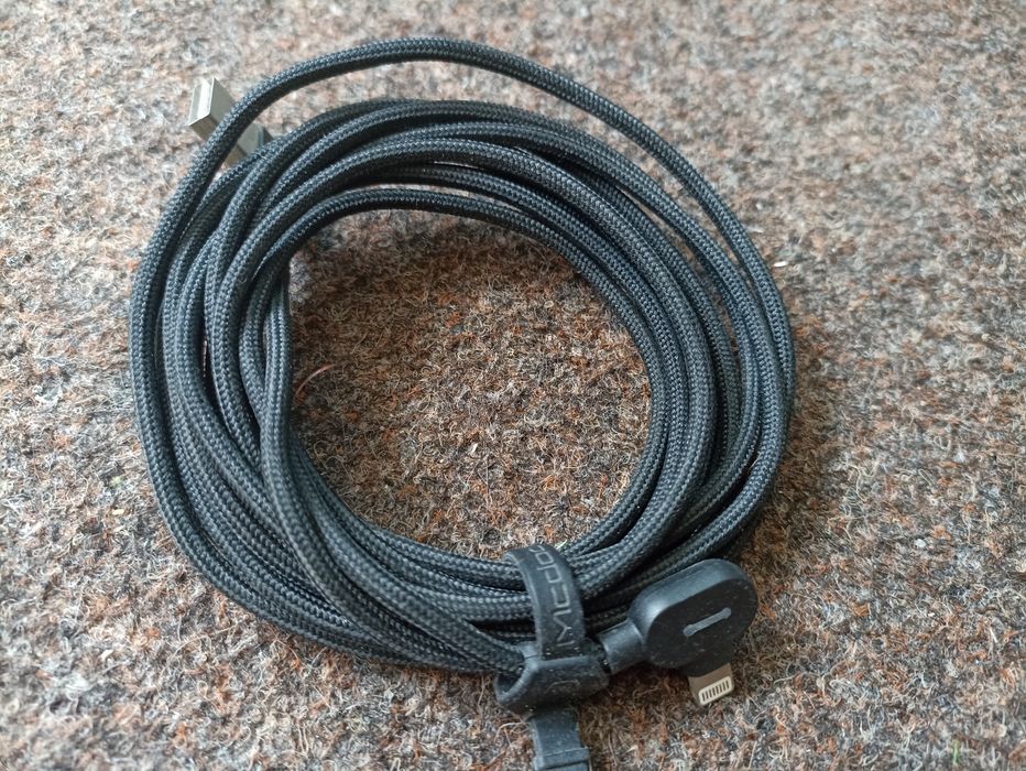 USB зарядки для айфона.