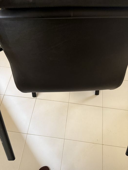 Cadeira preta escritorio