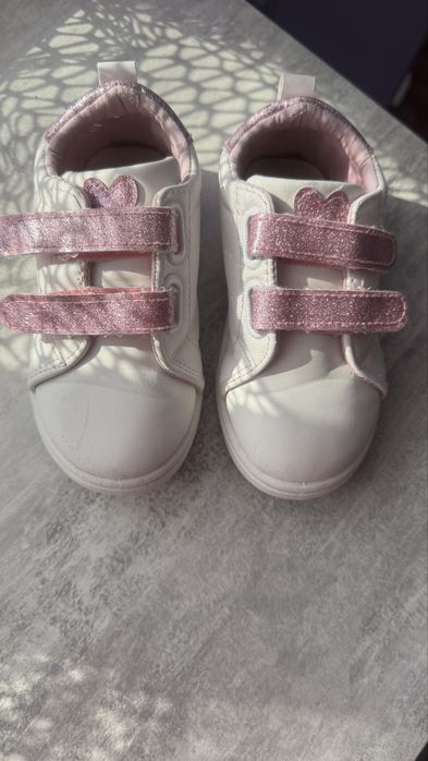 Кросівки, кеди, черевики Sinsay