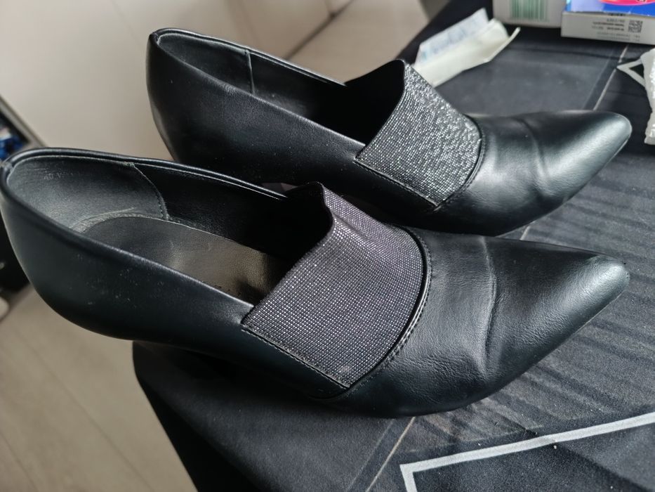 Buty na obcasie rozmiar 40