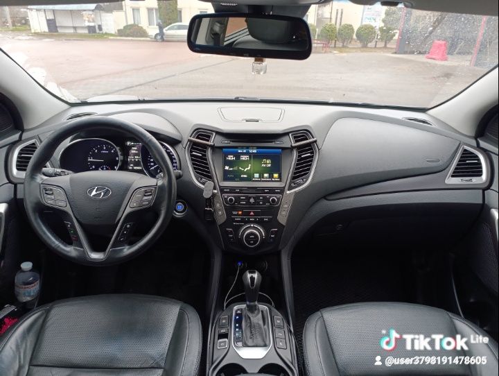 Hyundai SantaFe 2016