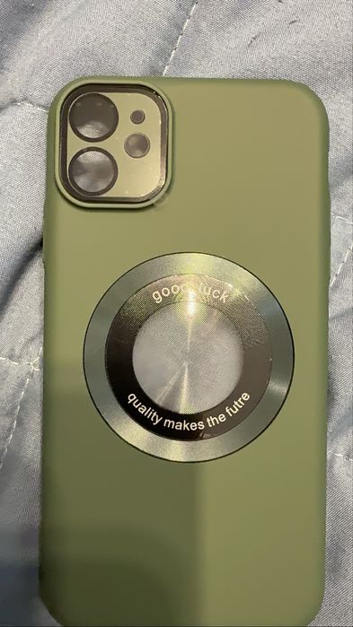 Чехол Iphone 11.