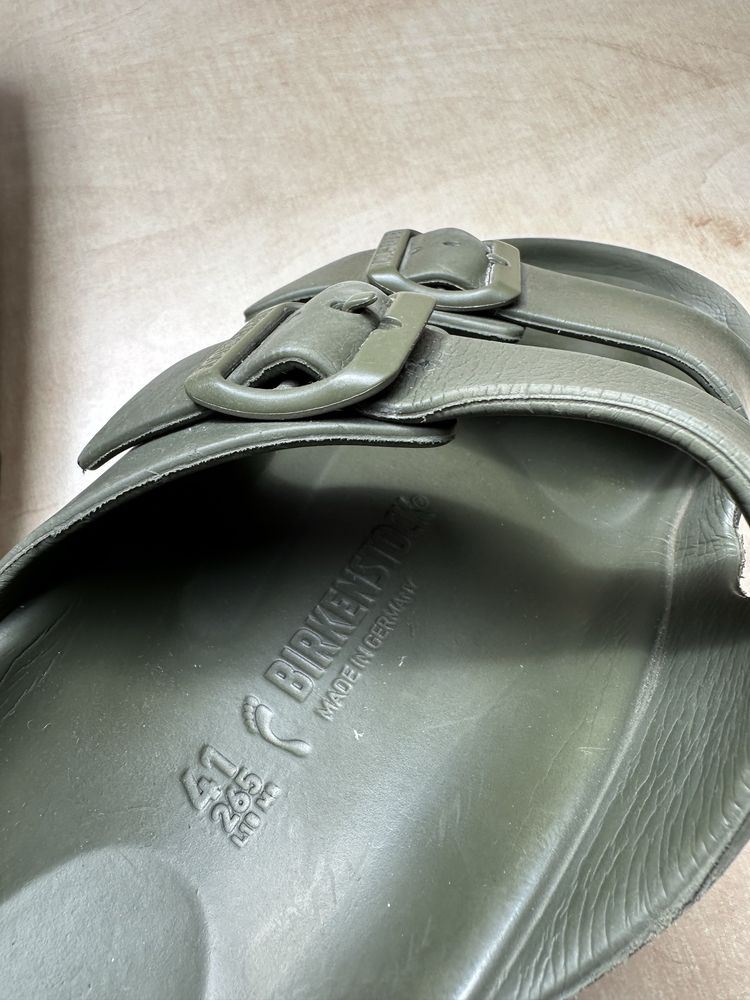 Klapki sandały kąpielowe paski zielone Birkenatock unisex