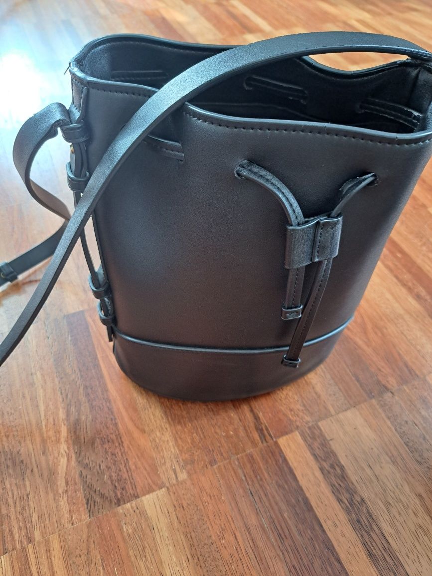 Torebka Mango crossbody worek