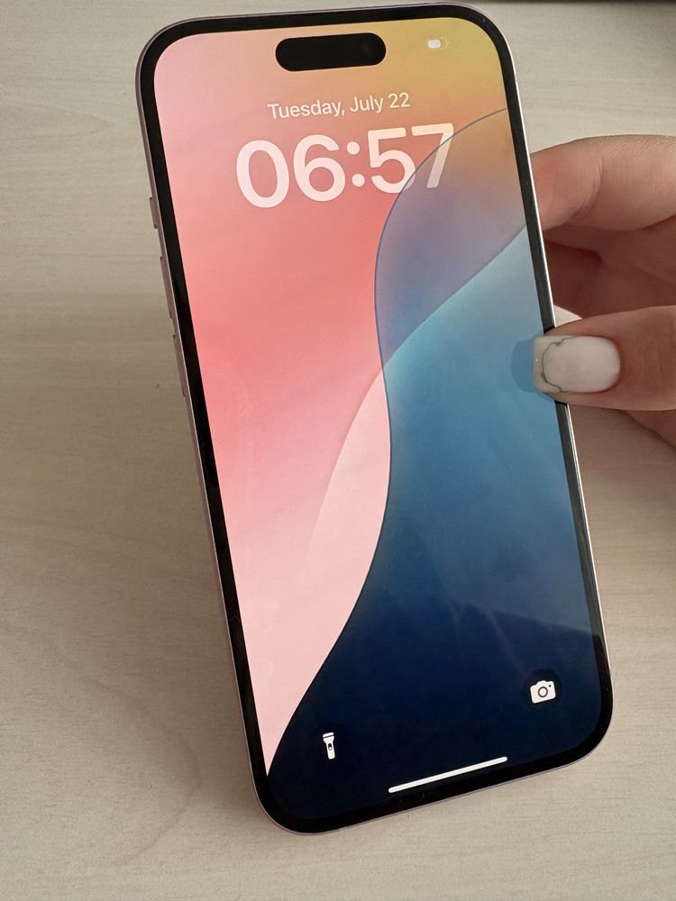 Iphone 15 128 gb PINK