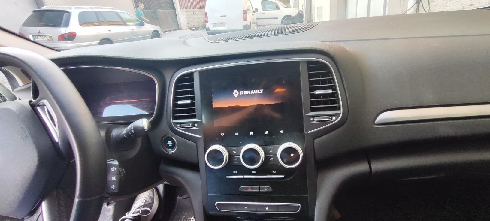 Renault Megane E-Tech Hybrid Plugin 160cv