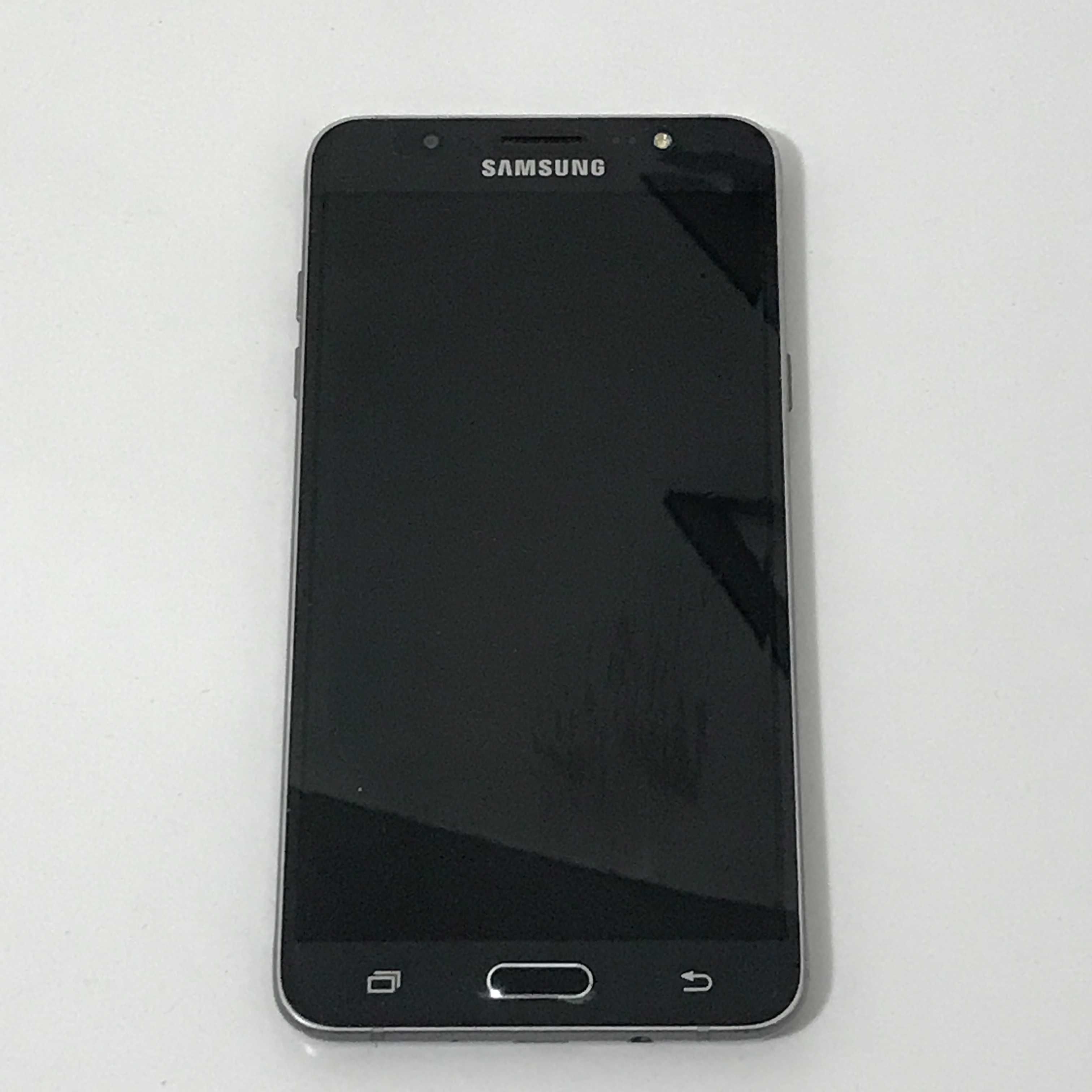 Samsung Galaxy J7 (16 ГБ) 2 Sim (Рабочий, без дефектов!) от хозяина!