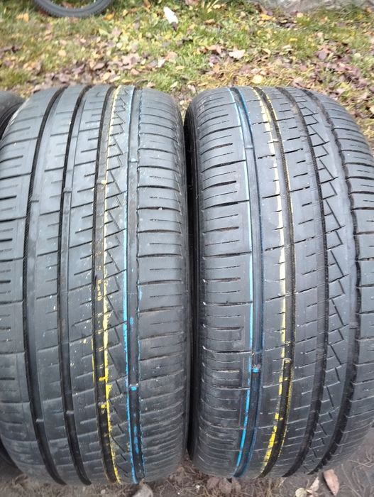 Літні шини Nokian 235/45/18