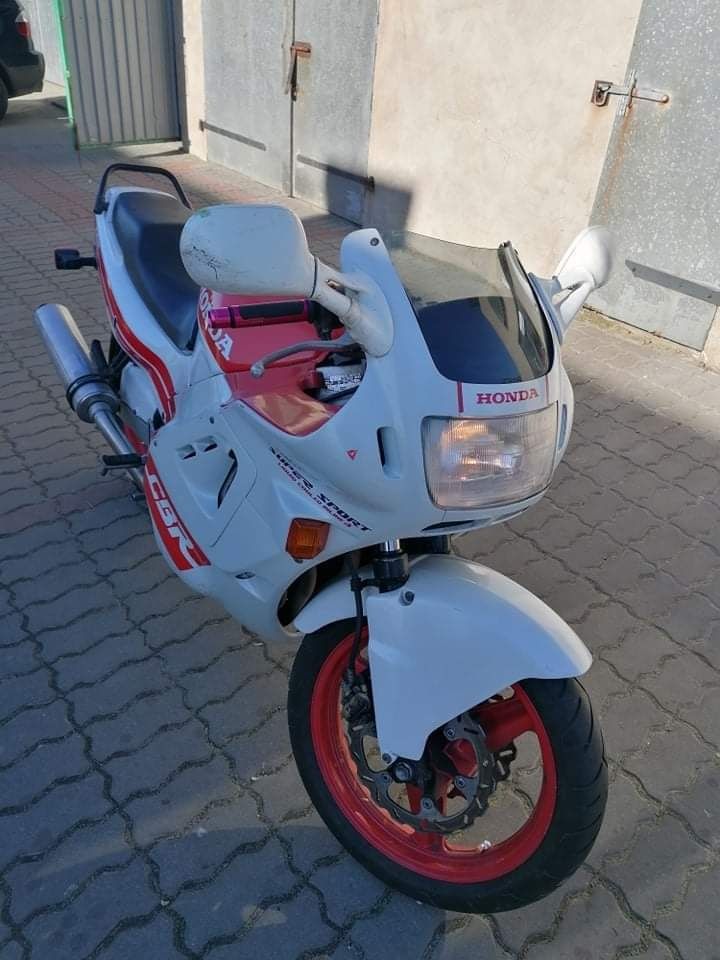 Honda CBR 600f pierwsze wydanie F1