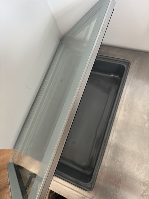 Witryna mrożąca na lody