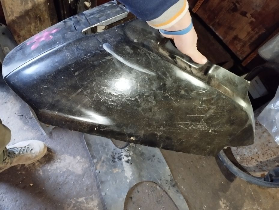 Продам пластик на скутер Хонда лид аф 05