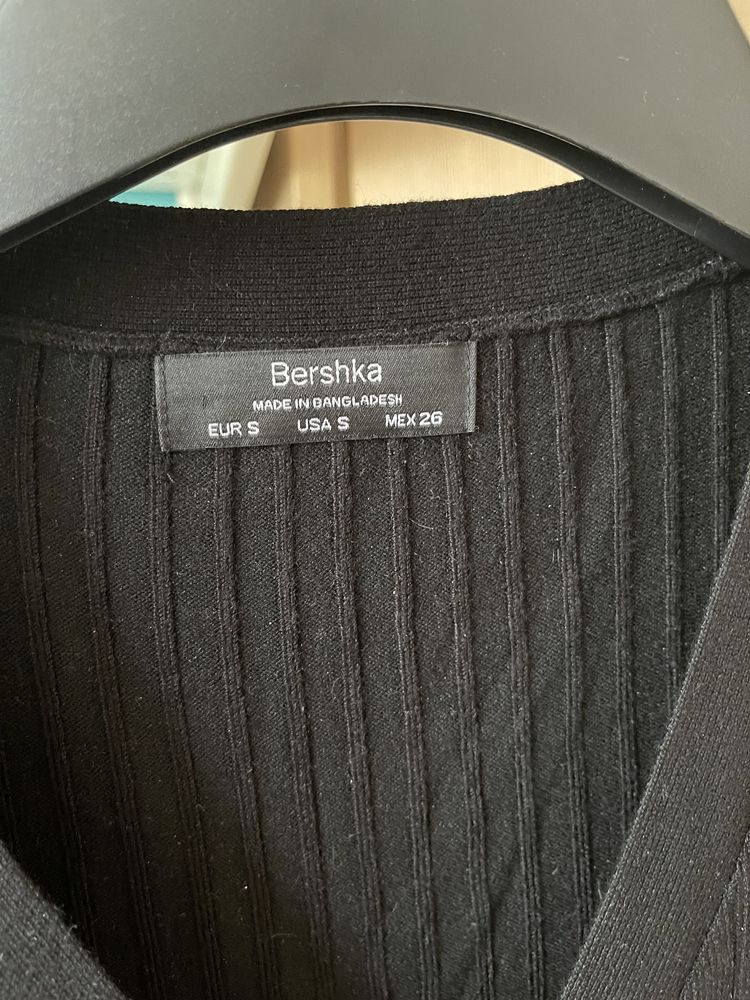 Sukienka marki Bershka