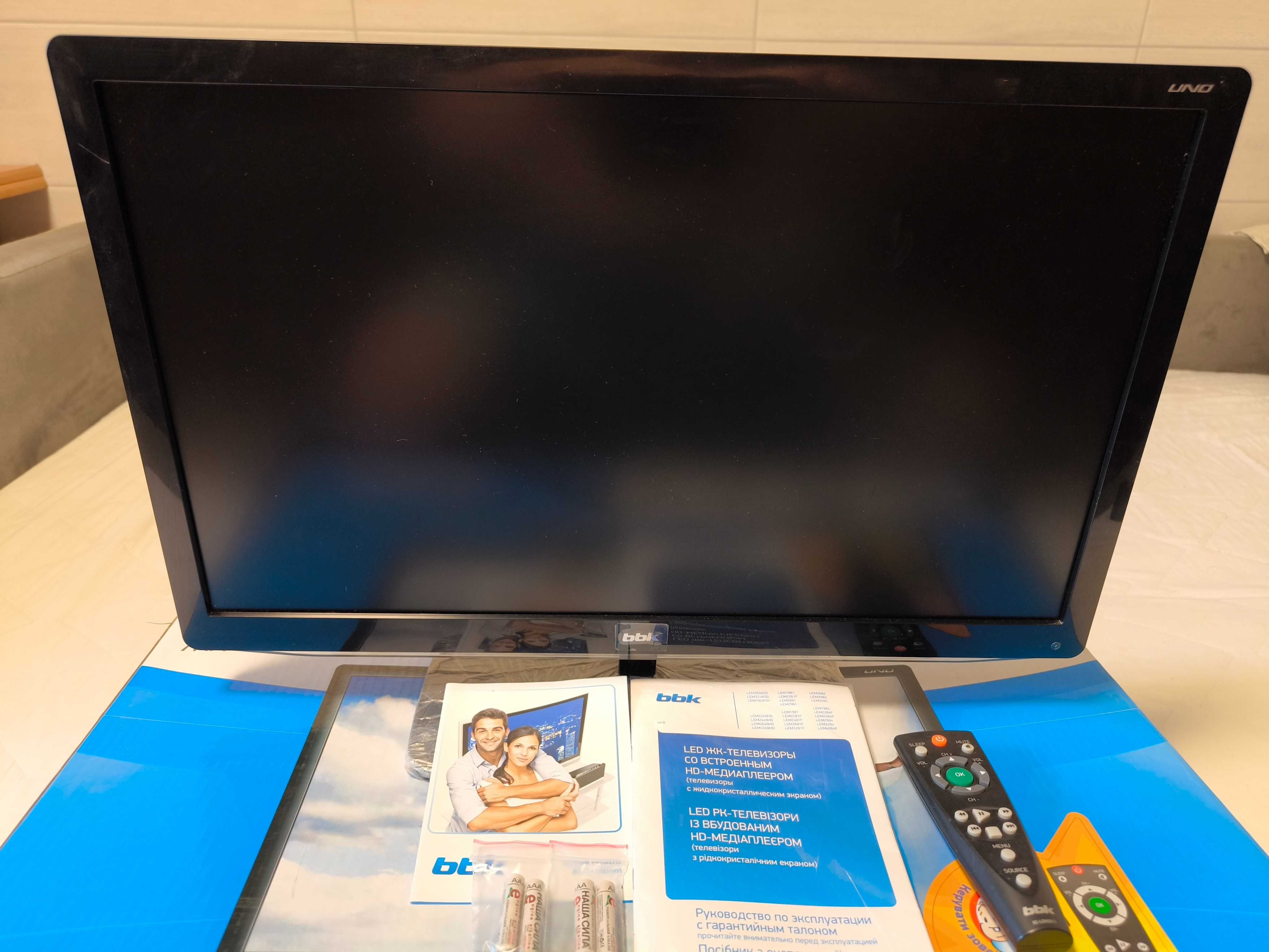 Телевизор / монитор BBK LEM2481F (практически новый)
