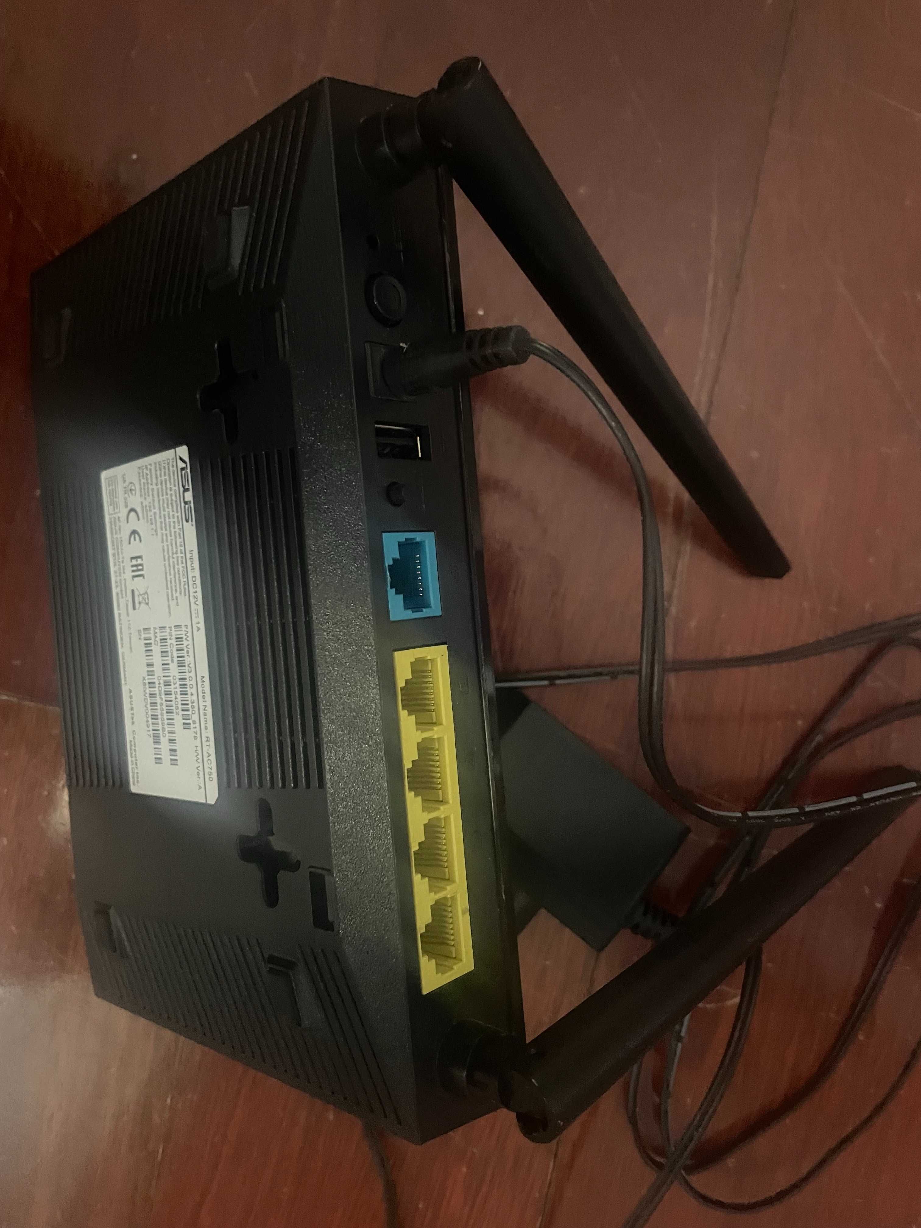 Router Asus RT-AC750
