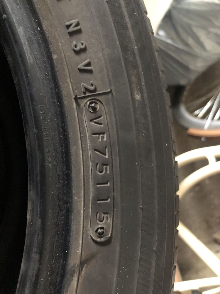 215/50R18 Toyo opony letnie