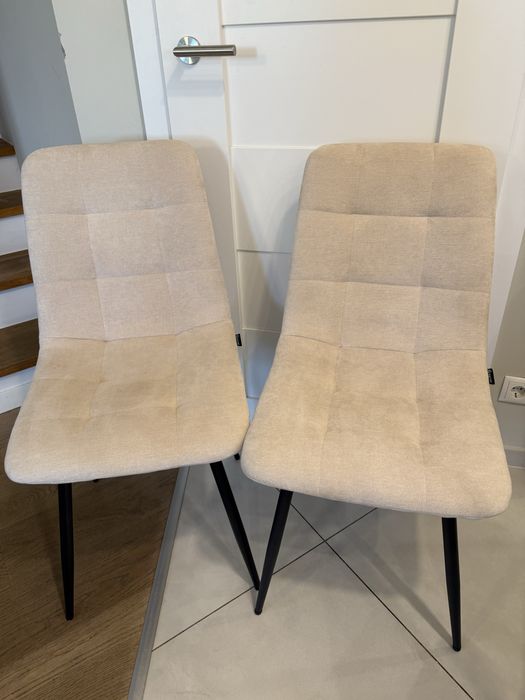 4 krzesla jasny beż wygodne regulowane nozki nowe