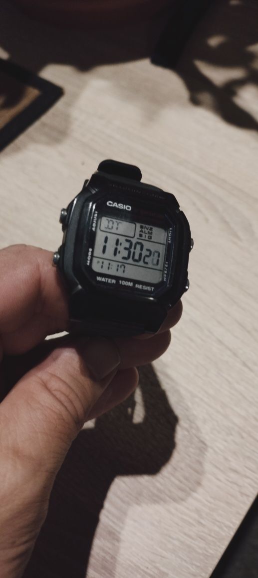 CASIO męski W-800H