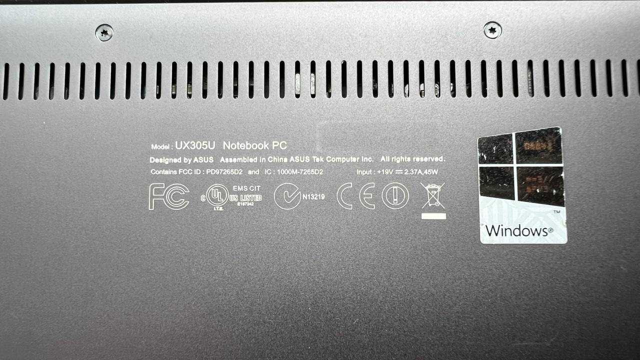Komputer Laptop Asus Zenbook UX305U