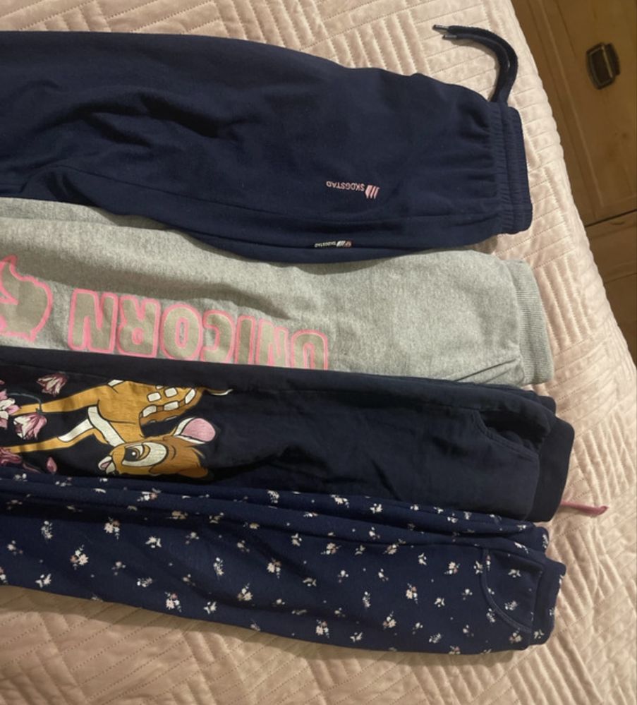 Zestaw paka 122-128 sukienki spodnice spodnie bluzy koszulki