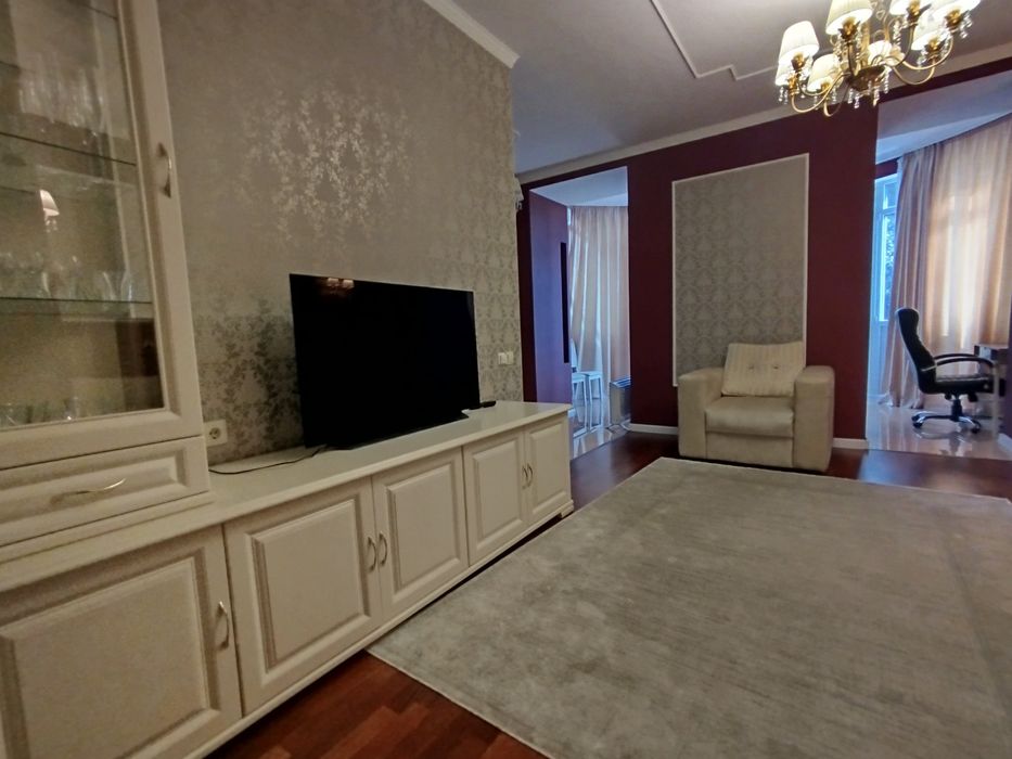 Продаж 2 кім.квартири в Центрі міста.