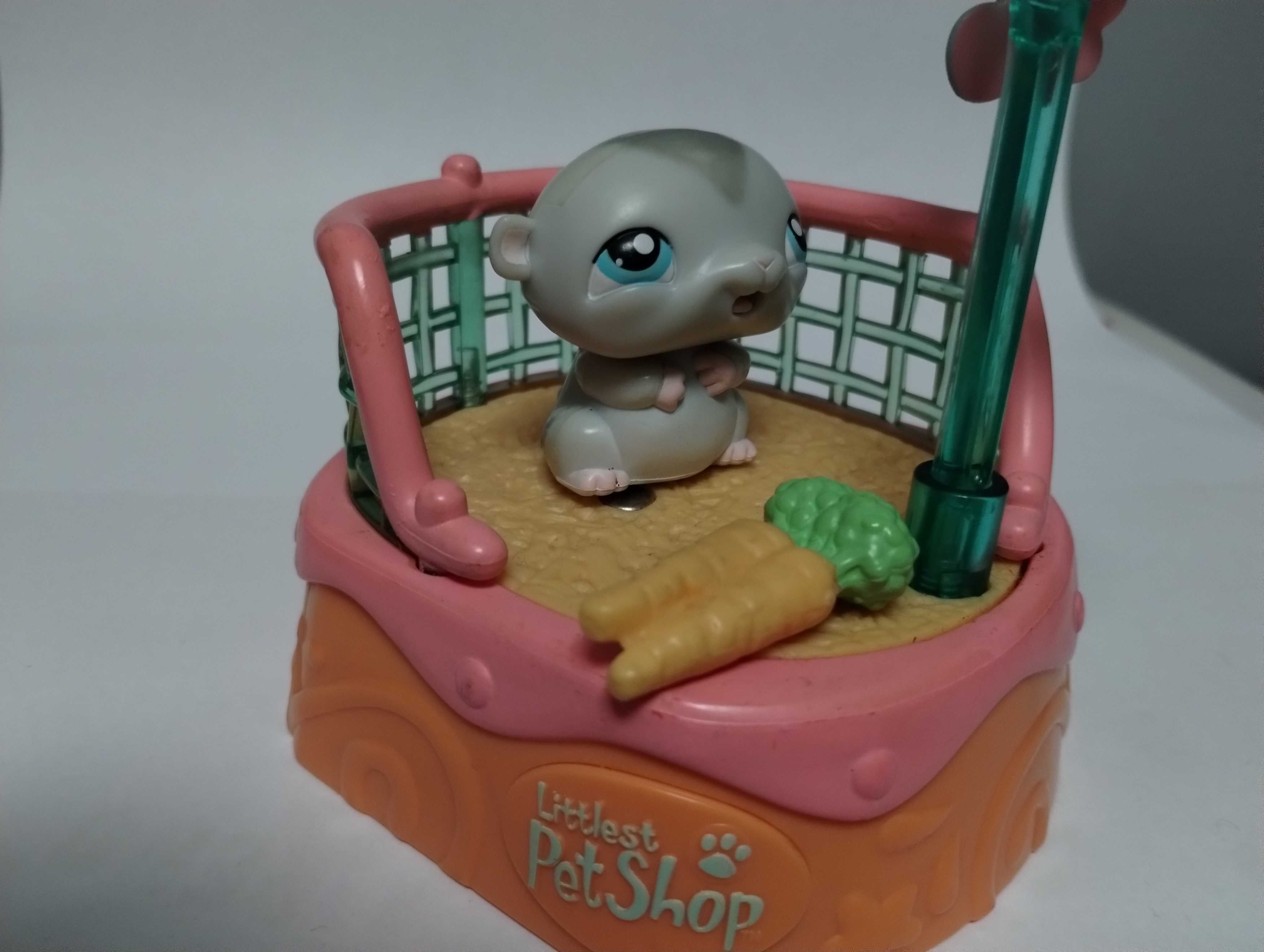 Chomik littlest pet shop w zestawie.