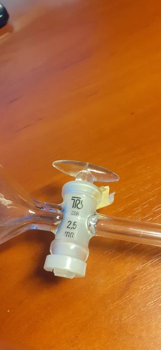 Химические пробирки новые колбы воронка лейки делительная фирмы bomex