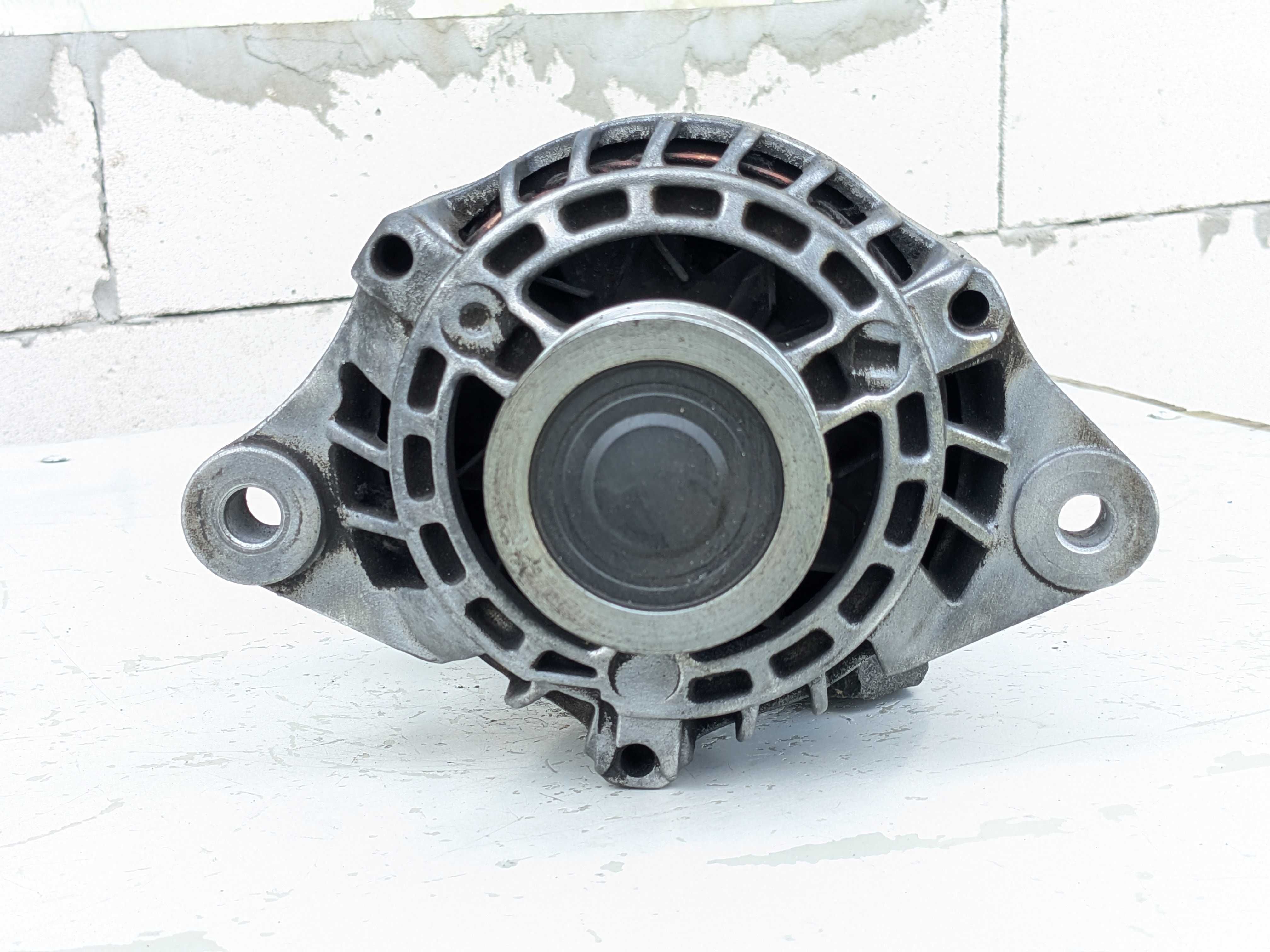 Генератор Fiat Doblo Bravo Marea Stilo 1.9JTD / Alfa Romeo 1.9/2.4JTD