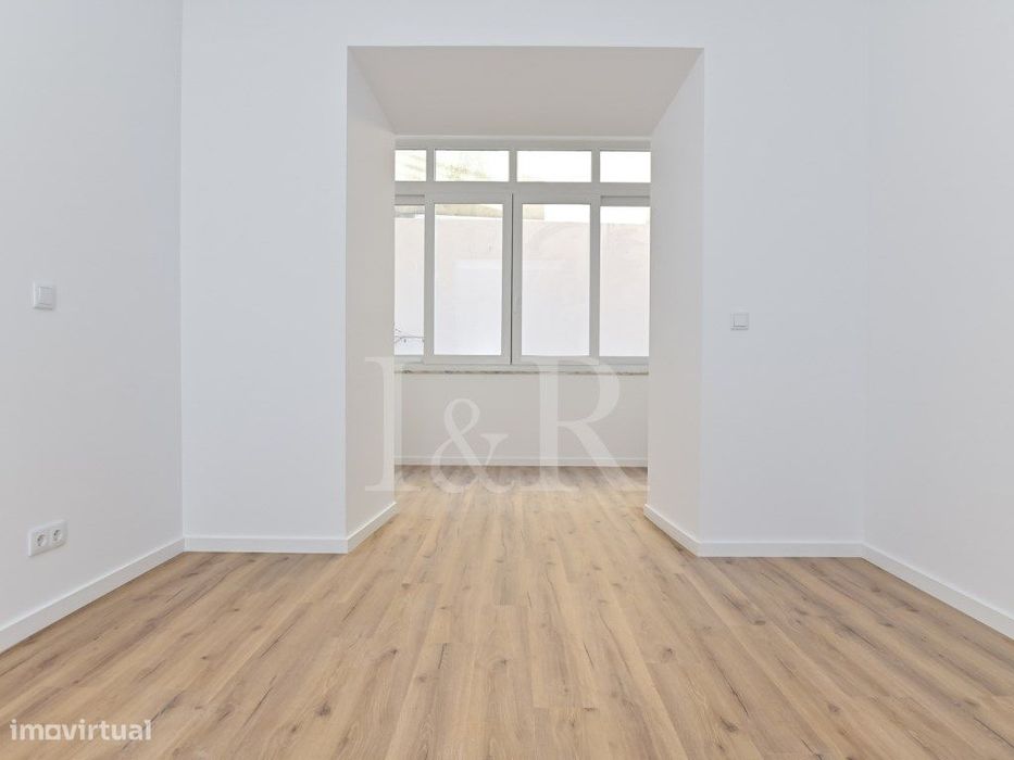 Apartamento T0 com terraço, em Arroios, Lisboa