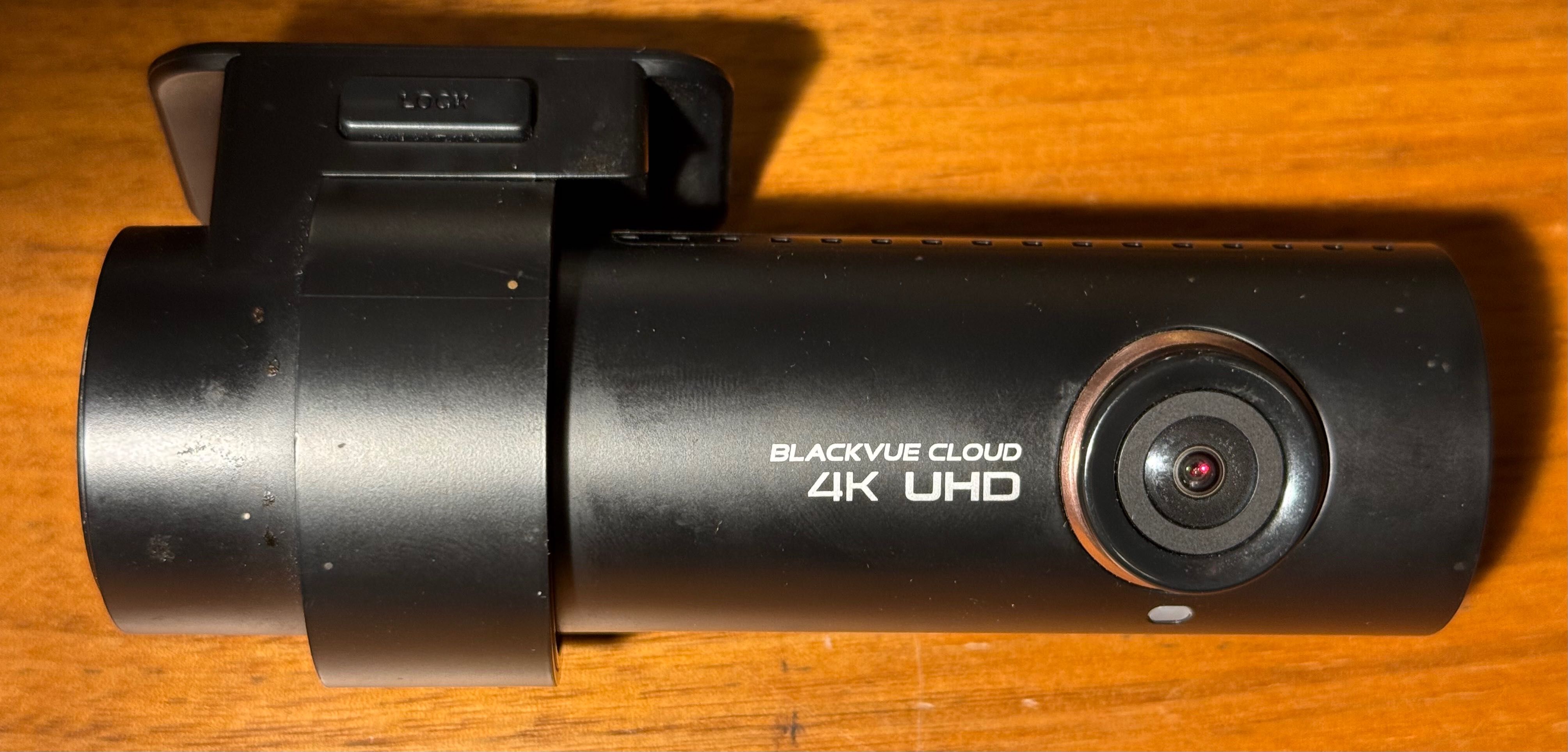 Wideorejestrator BlackVue 4K UHD DR900S-1CH karta 16GB Power Magic Pro