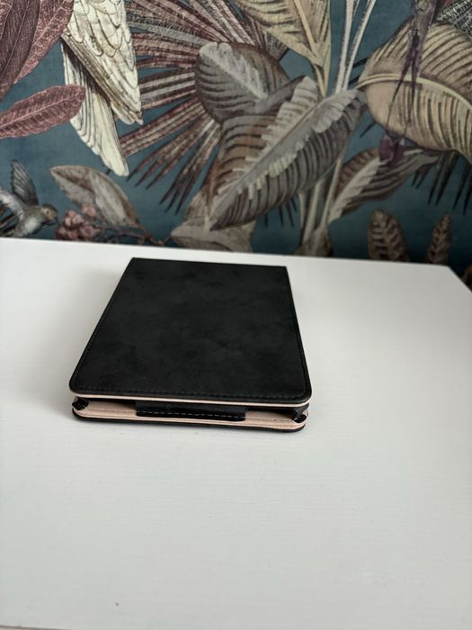 Kindle paperwhite 4 (10 generacja) + eleganckie etui ochronne