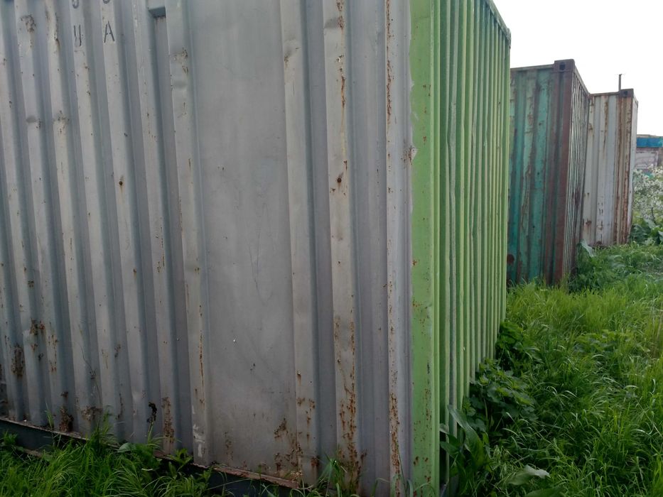 Морські контейнери 20 FT (6м)довжина.
