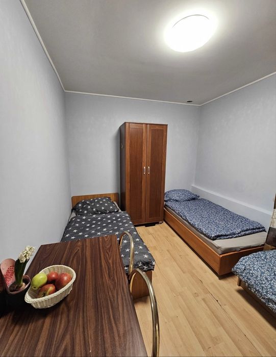 Dom dla 15-30 pracownikow Kraków Bronowice