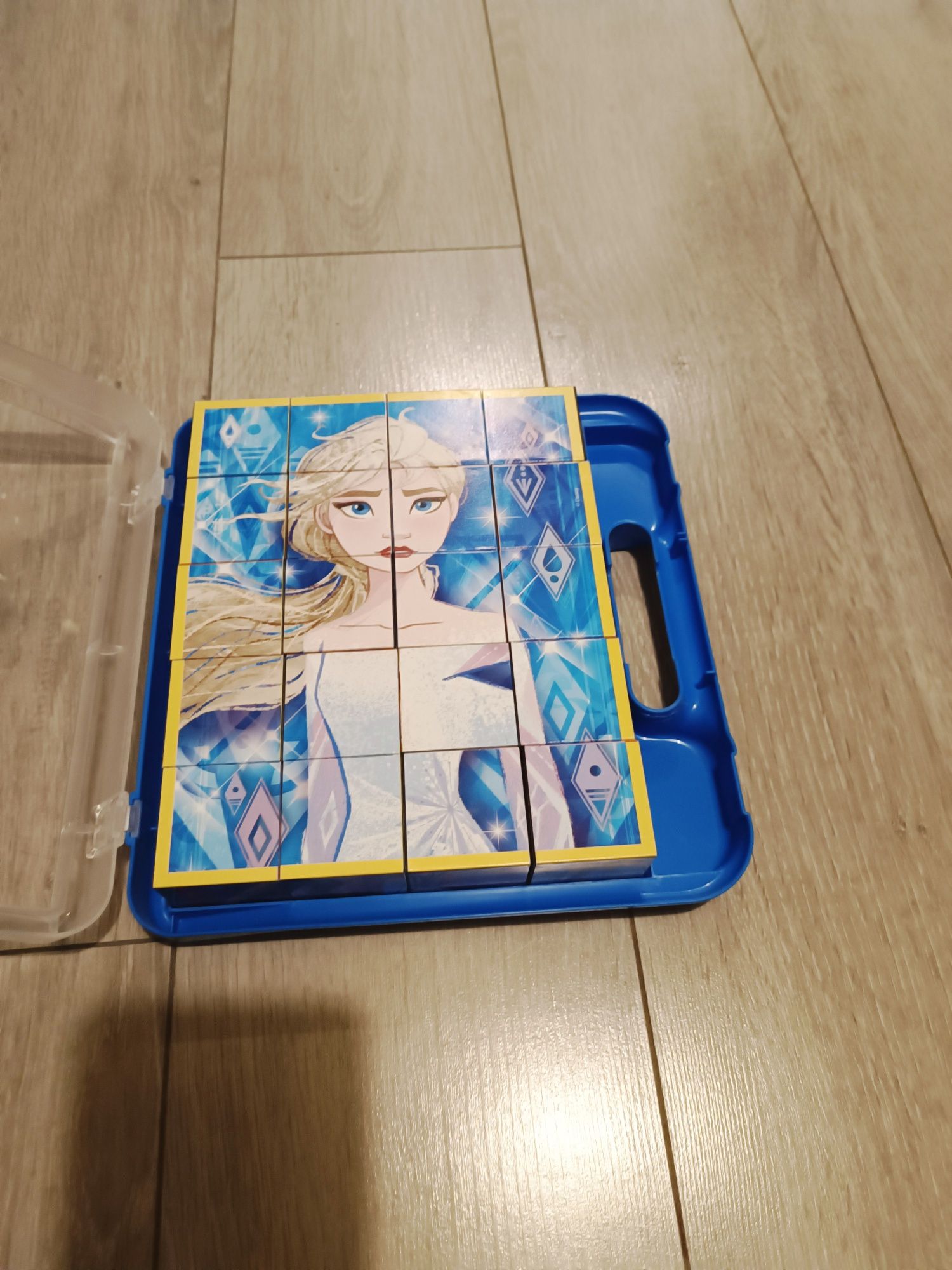 Klocki Puzzle Kraina Lodu