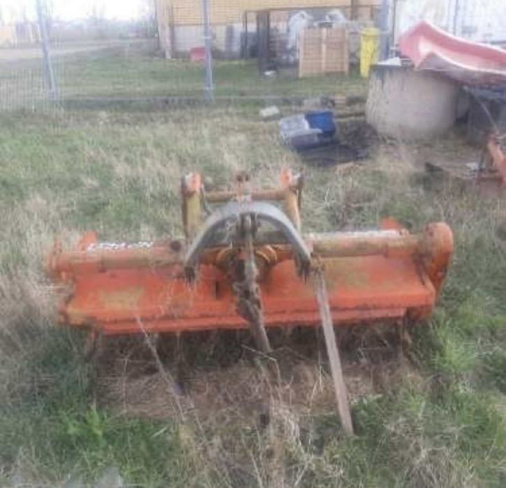 Ciągnik ogrodniczy Kubota Saturn X20 w zestawie z osprzetem
