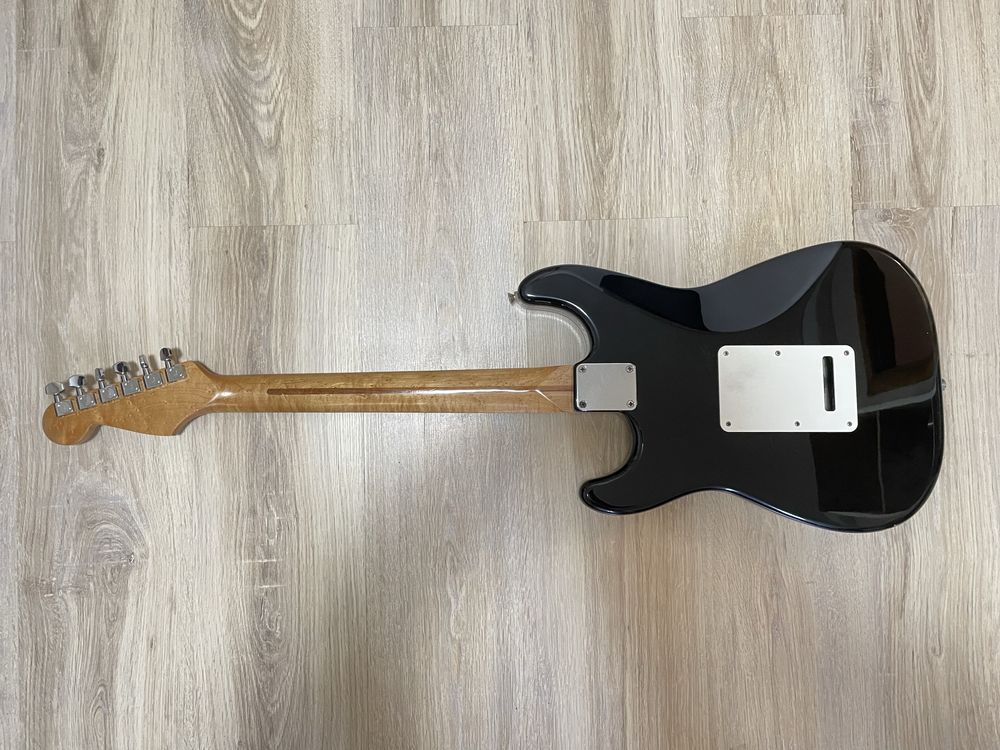 Електрогітара Fender Standard Stratocaster MIM