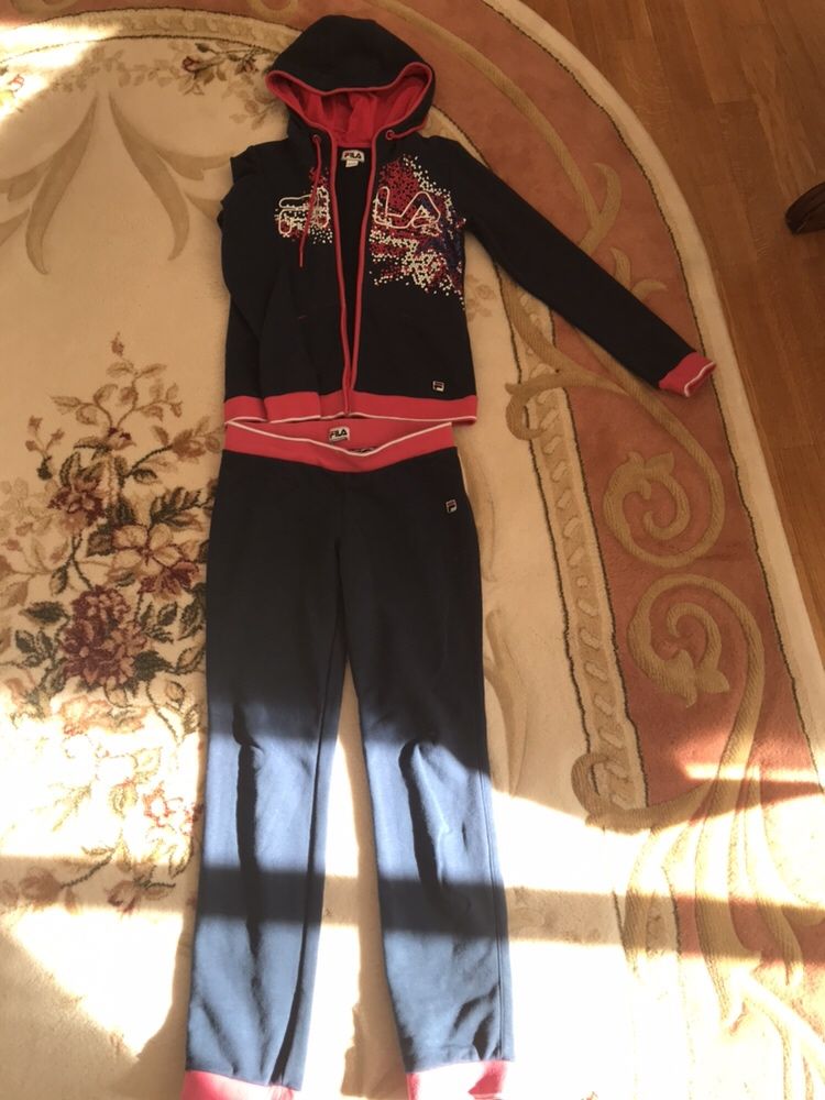 Спортивный костюм FILA для девочки (158 рост)