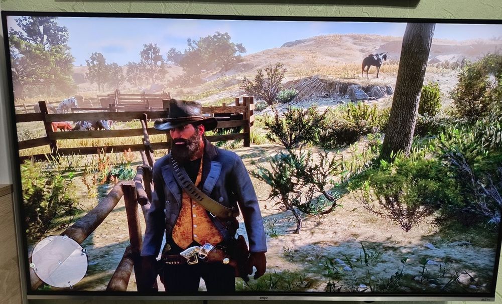 Продам PS4 c играми