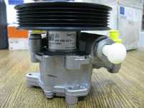 Насос ГУР Mercedes GL X164, ML W164, R W251, C W204: A0054662201