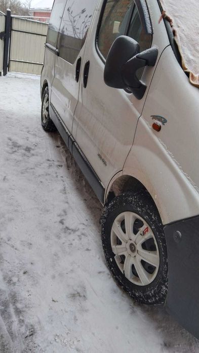 Продам не срочно Рено трафік 1,9