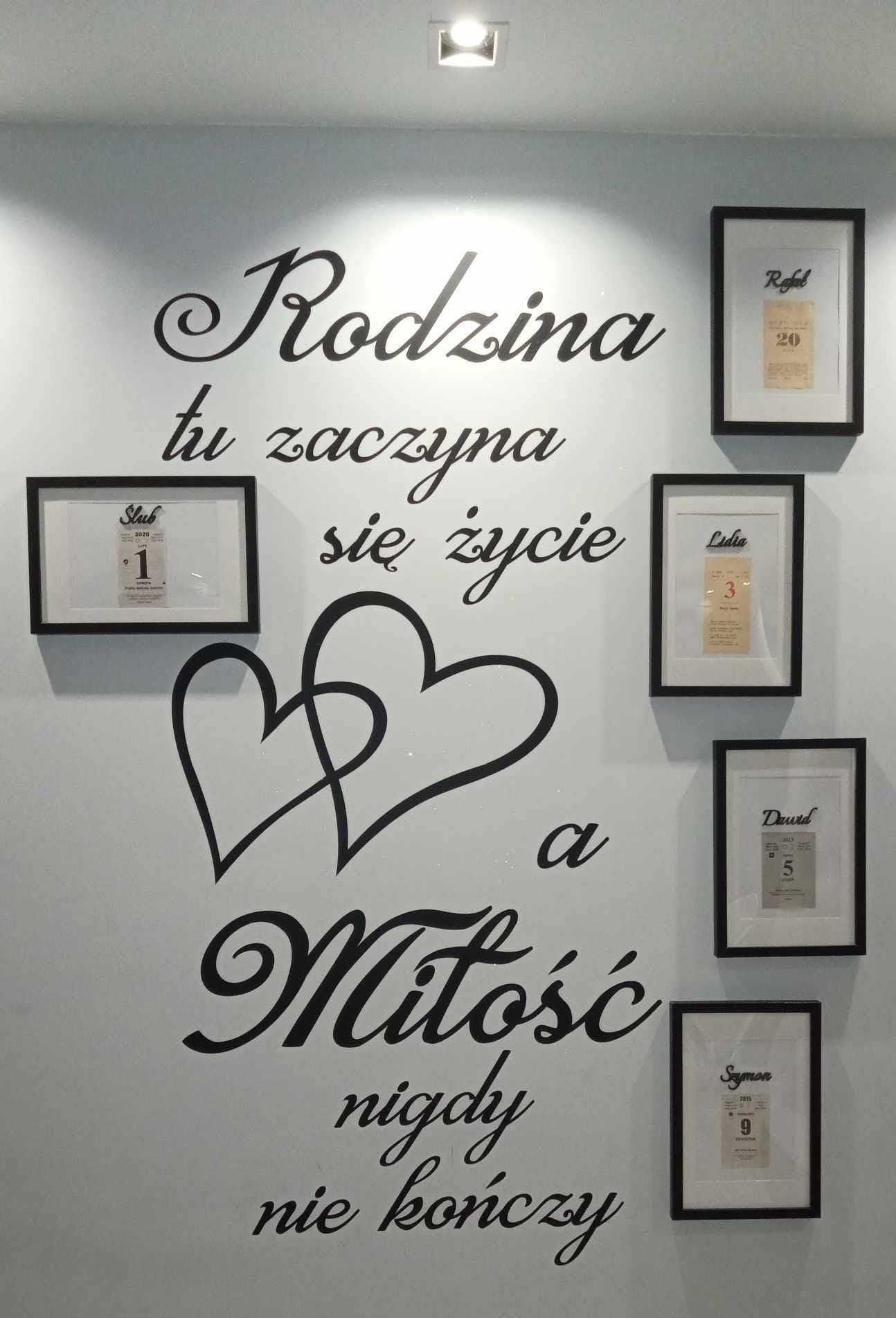 Oryginalne kartki z kalendarzy z lat 1976 - 2025. Prezent Rocznica