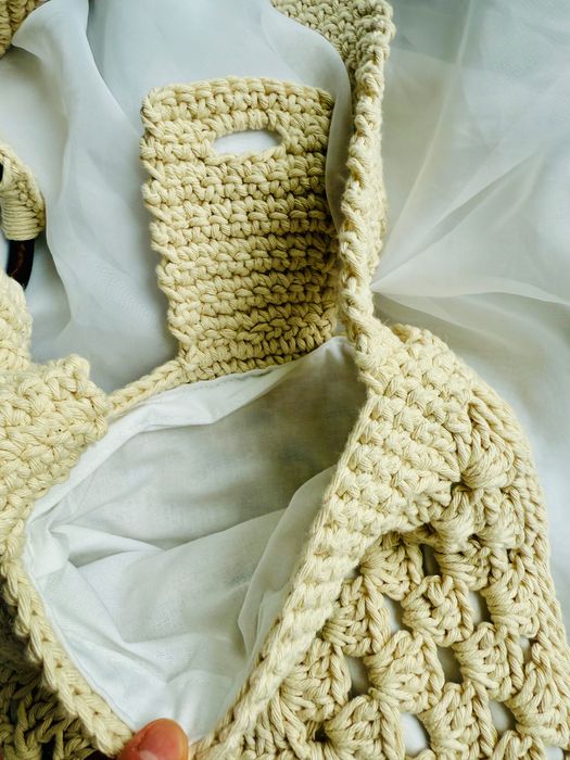 Ręcznie robiona torebka na szydełku — boho, bawełniana, unikatowa