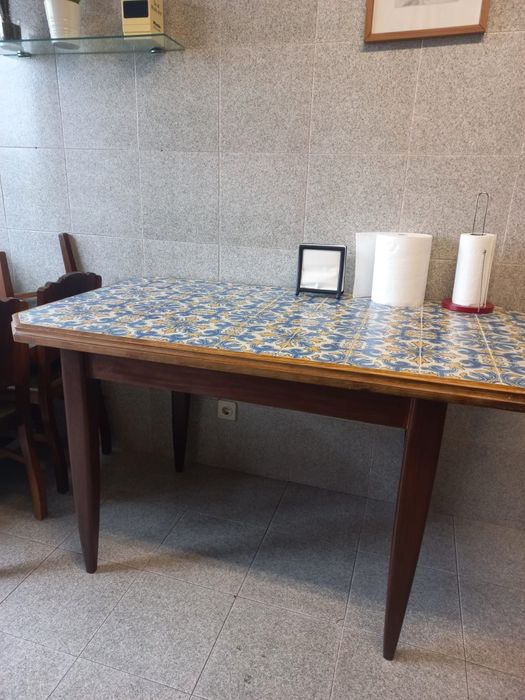 Mesa de sala ou cozinha