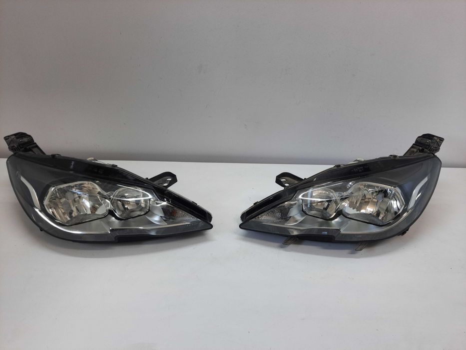 Peugeot 308 T9 13- lampa reflektor lewy prawy przód oryginał europa