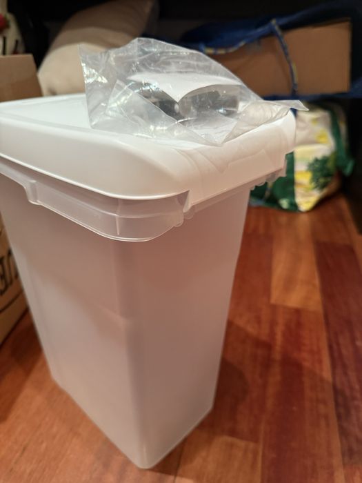 Caixa paea comida de animal NOVA