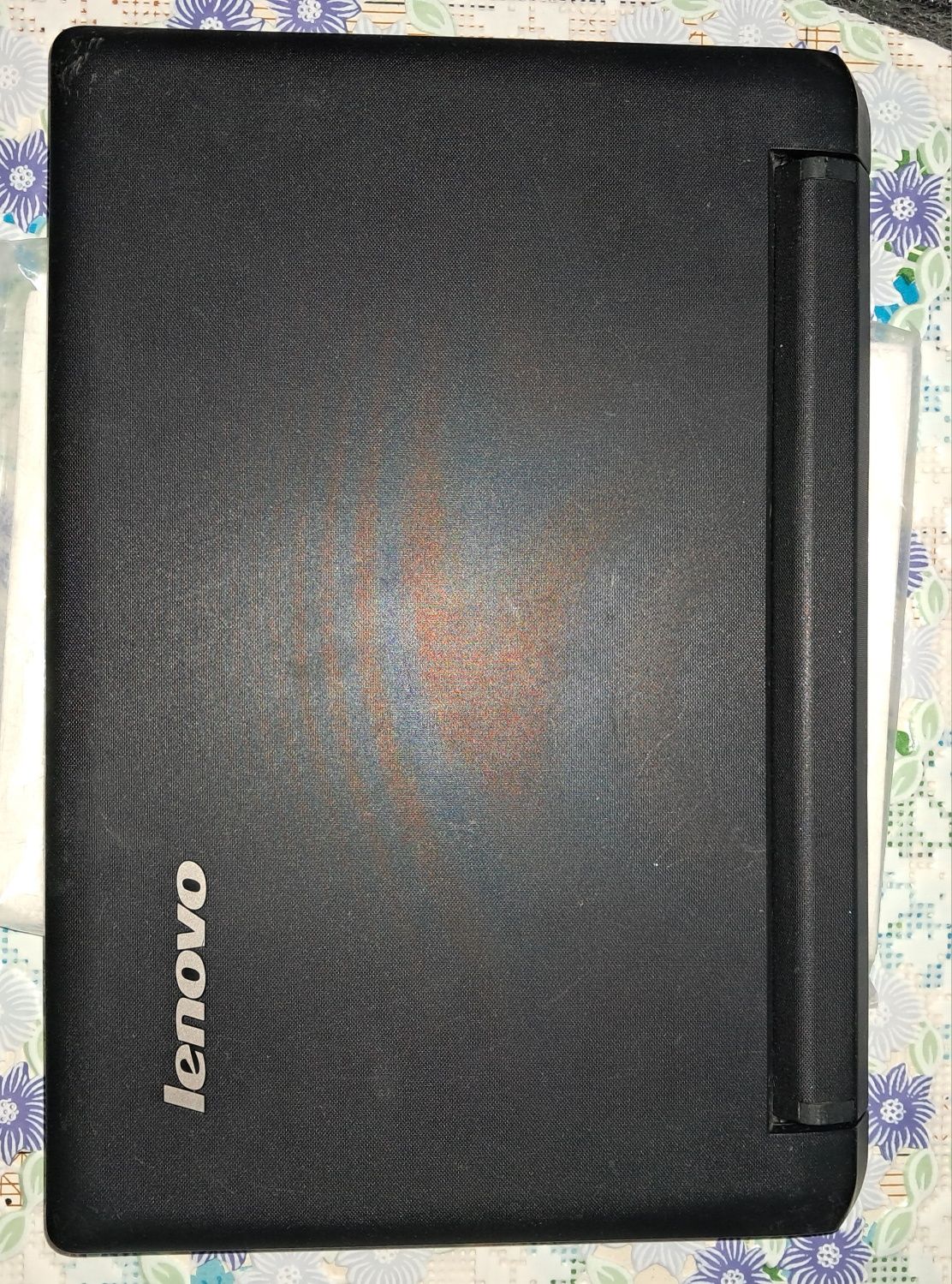 Ноутбук  Lenovo бу на запчасти