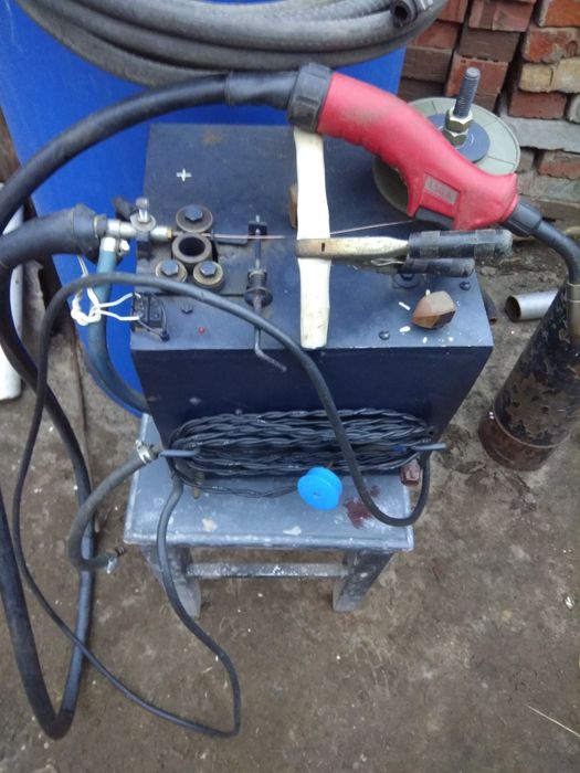 Зварювальний напівавтомат сварочный полуавтомат